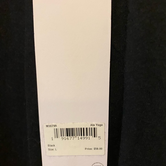 ALO Yoga Men’s “Triumph” Crewneck Long Sleeve Tee (L) - Picture 11 of 12